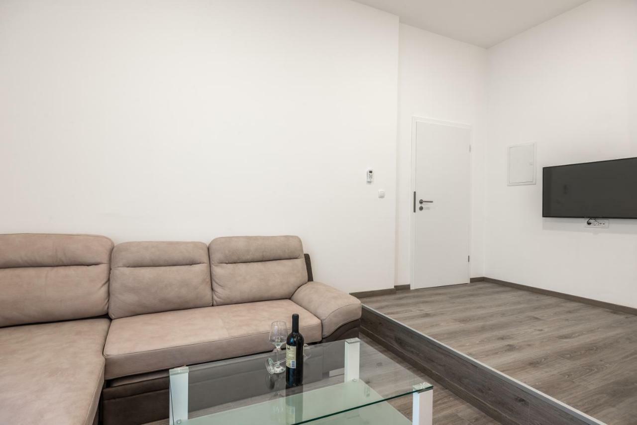 Appartement Downtown Rijeka Extérieur photo