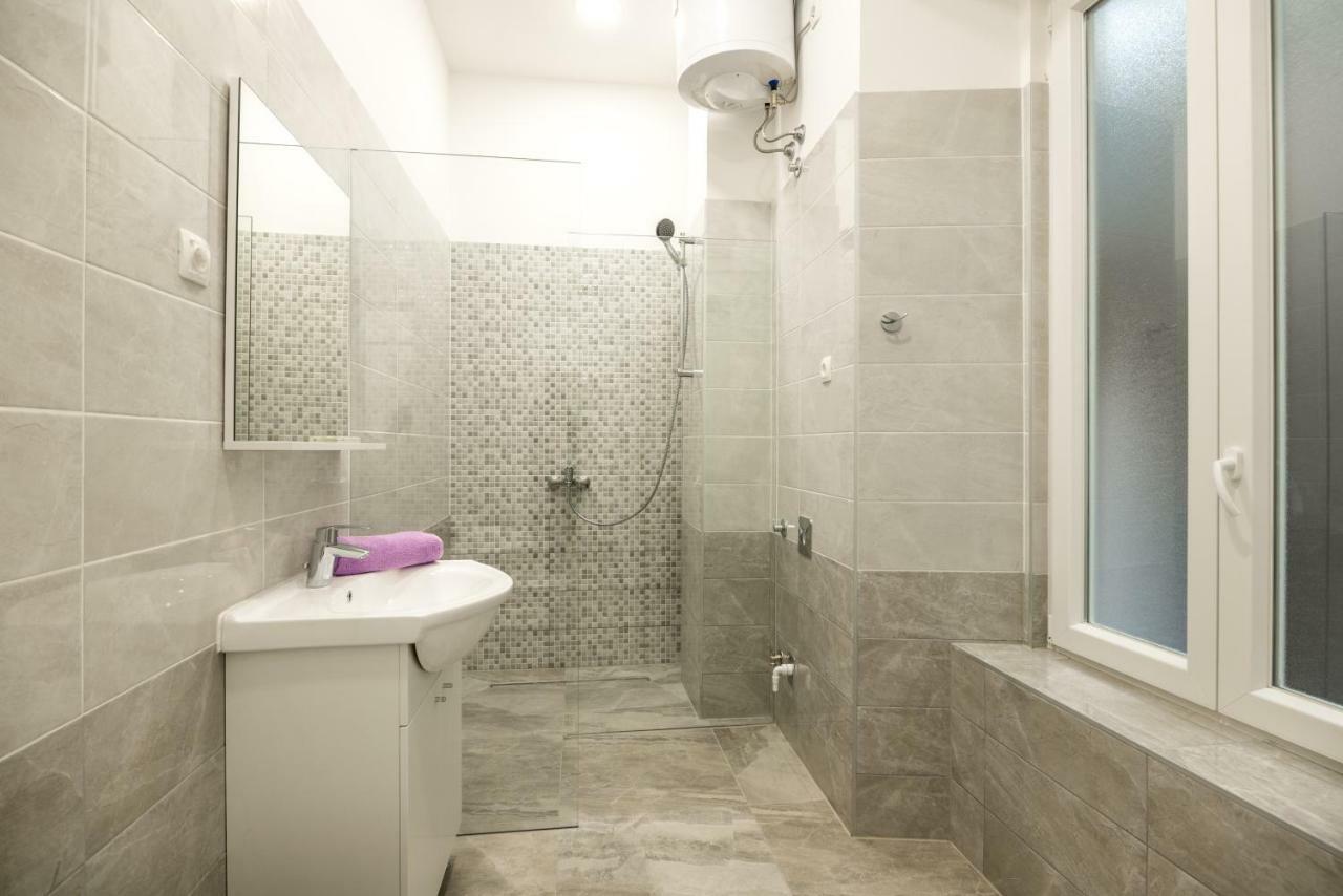 Appartement Downtown Rijeka Extérieur photo