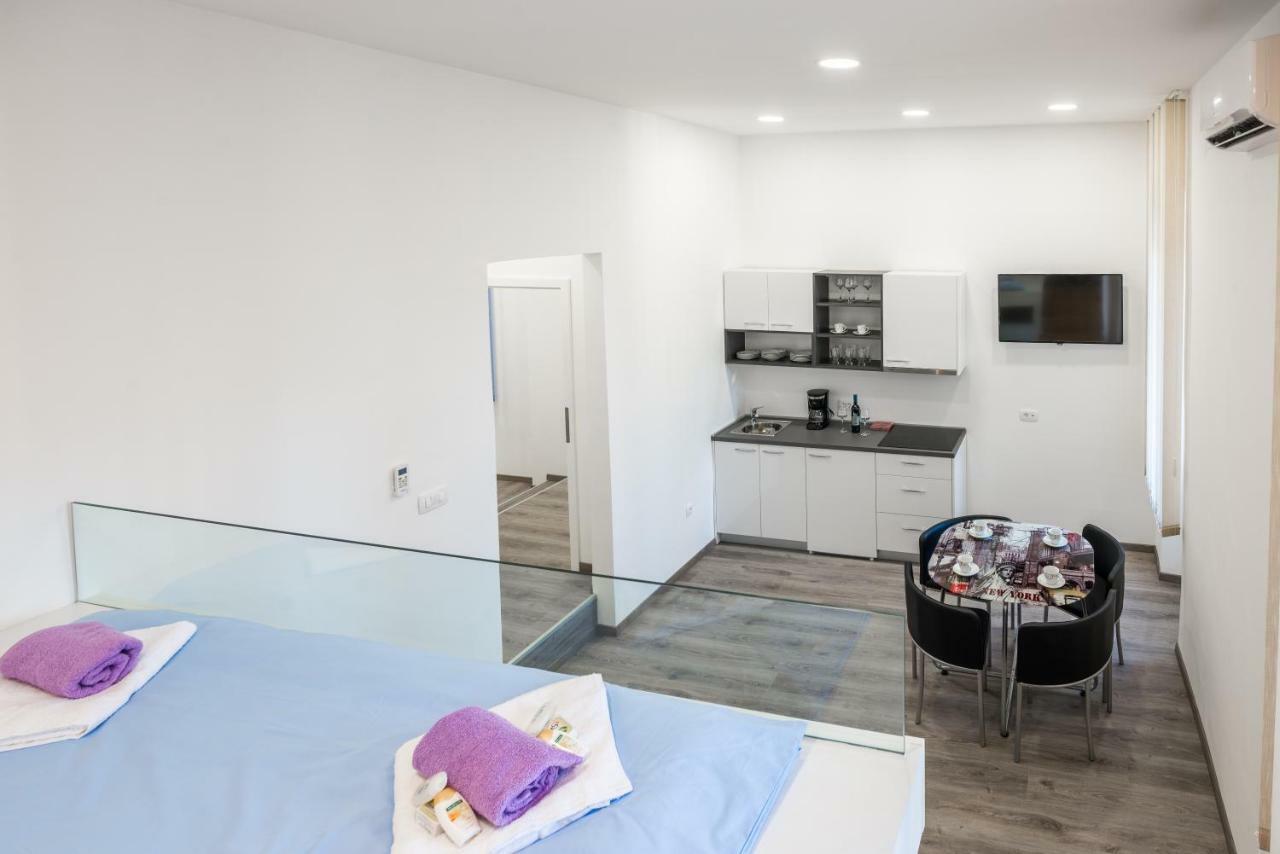 Appartement Downtown Rijeka Extérieur photo